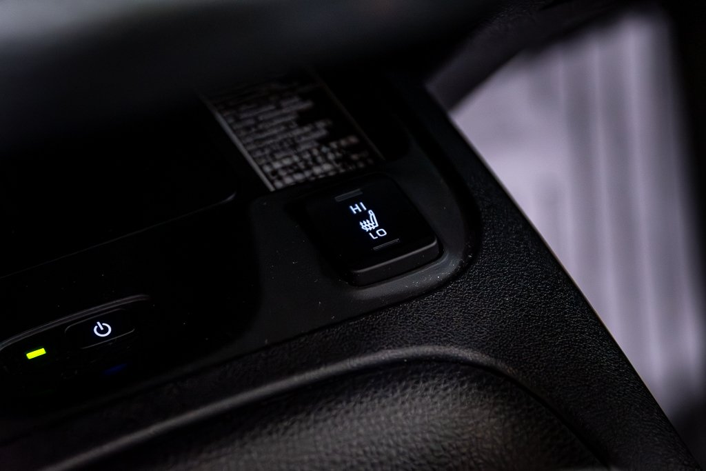 Toyota Corolla SE TOIT OUVRANT CAMERA SIEGES CHAUFFANTS CARPLAY 2022 à Montréal, Québec - 34 - w1024h768px