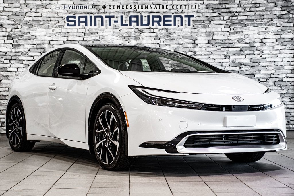 Toyota PRIUS PRIME XSE TOIT VITRÉ CAMERA 360 CUIR CARPLAY KEYLESS 2023 à Montréal, Québec - 9 - w1024h768px