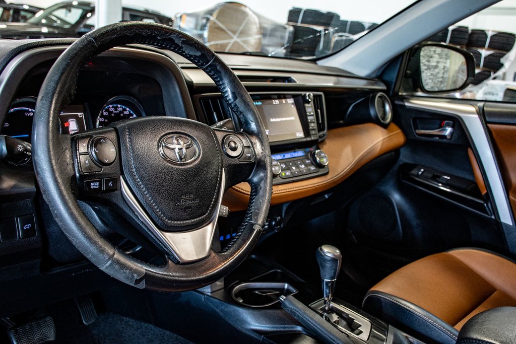 Toyota RAV4 Hybrid LIMITED AWD TOIT OUVRANT NAVIGATION CUIR 2016 à Montréal, Québec - 22 - w1024h768px