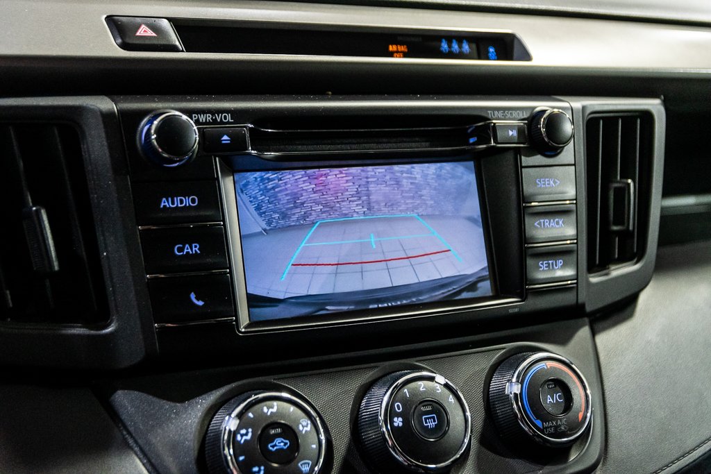 Toyota RAV4 LE AWD A/C SIEGES CHAUFFANTS CAMERA BLUETOOTH 2018 à Montréal, Québec - 30 - w1024h768px