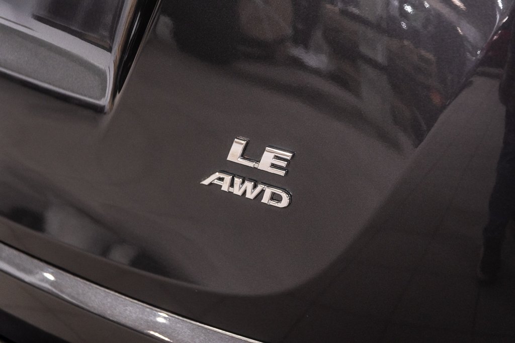 Toyota RAV4 LE AWD A/C SIEGES CHAUFFANTS CAMERA BLUETOOTH 2018 à Montréal, Québec - 16 - w1024h768px