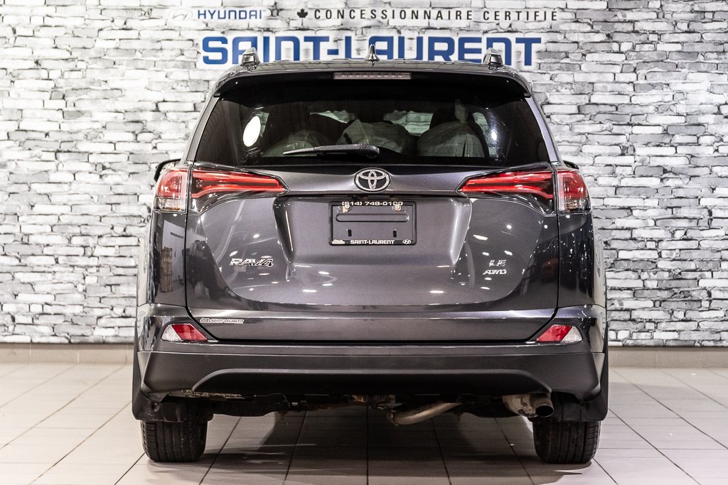 Toyota RAV4 LE AWD A/C SIEGES CHAUFFANTS CAMERA BLUETOOTH 2018 à Montréal, Québec - 13 - w1024h768px