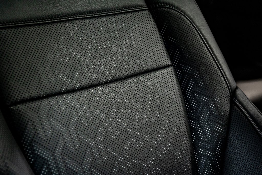 2024 Toyota Tundra Limited Hybrid 4x4 Toit Sieges Chauffants Camera in Montréal, Quebec - 23 - w1024h768px