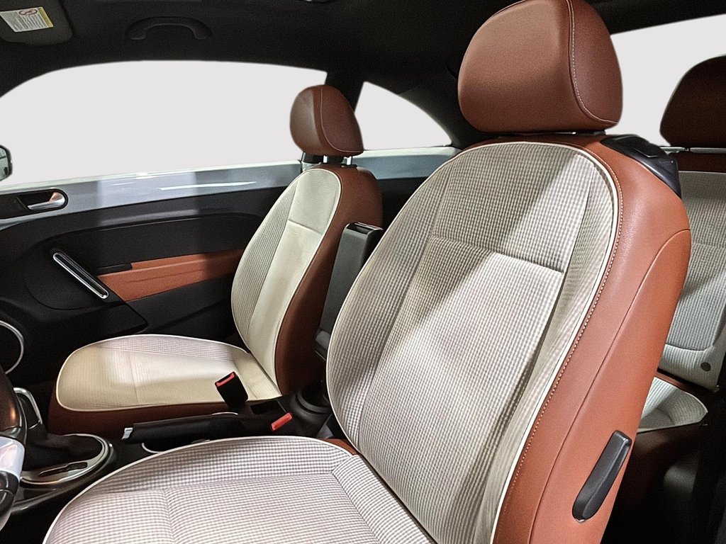 Volkswagen Beetle Coupe CLASSIC CAMERA TOIT PANORAMIQUE BAS KILOMETRAGE 2017 à Montréal, Québec - 18 - w1024h768px