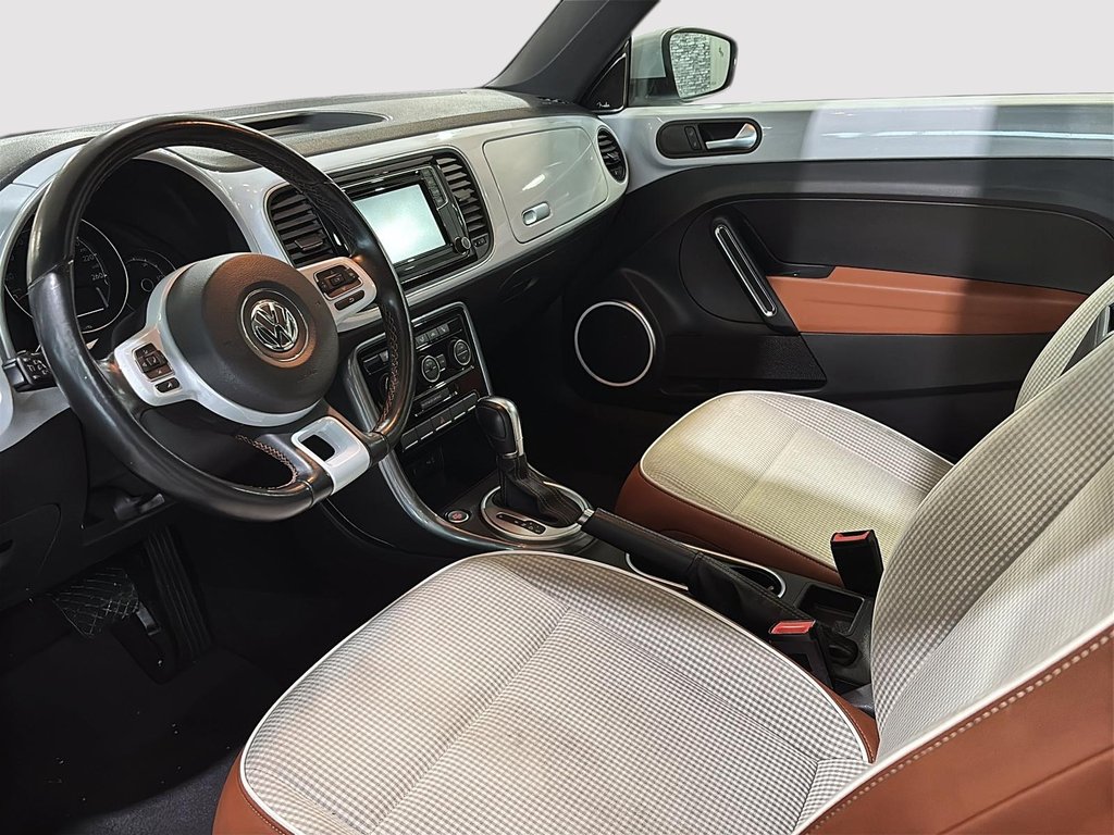 Volkswagen Beetle Coupe CLASSIC CAMERA TOIT PANORAMIQUE BAS KILOMETRAGE 2017 à Montréal, Québec - 15 - w1024h768px