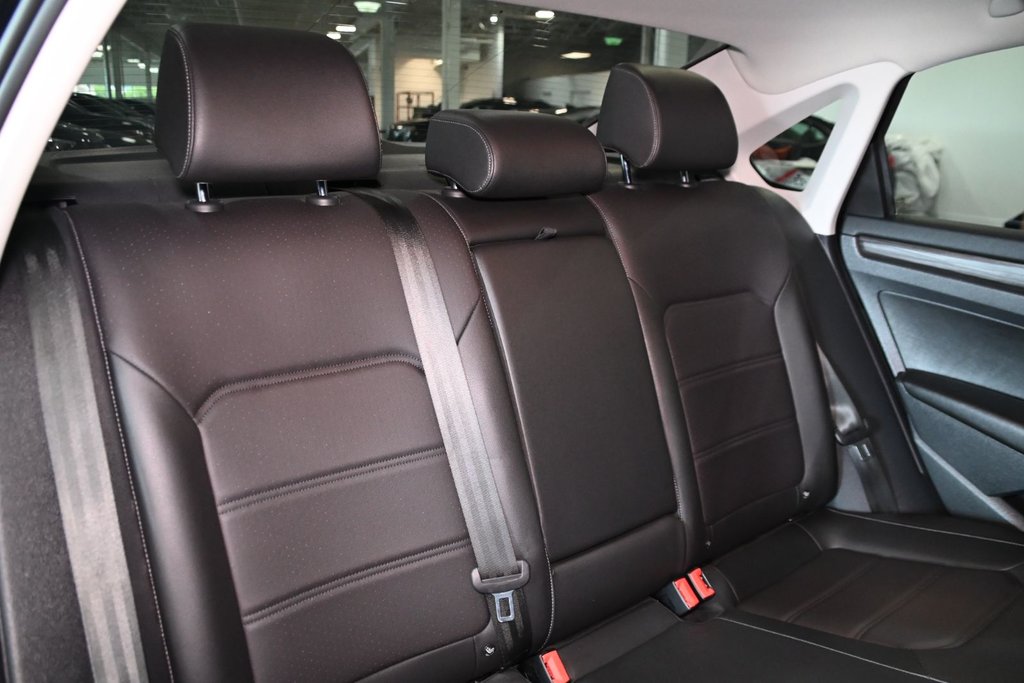 Volkswagen Passat HIGHLINE TOIT OUVRANT CAMERA SIEGES CHAUFFANT MAGS 2021 à Montréal, Québec - 18 - w1024h768px
