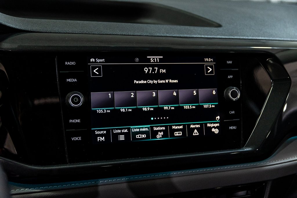 Volkswagen Taos HIGHLINE TOIT PANORAMIQUE CARPLAY NAVI CUIR MAGS 2023 à Montréal, Québec - 28 - w1024h768px