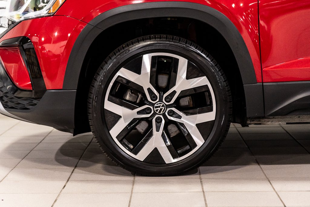Volkswagen Taos HIGHLINE TOIT PANORAMIQUE CARPLAY NAVI CUIR MAGS 2023 à Montréal, Québec - 6 - w1024h768px