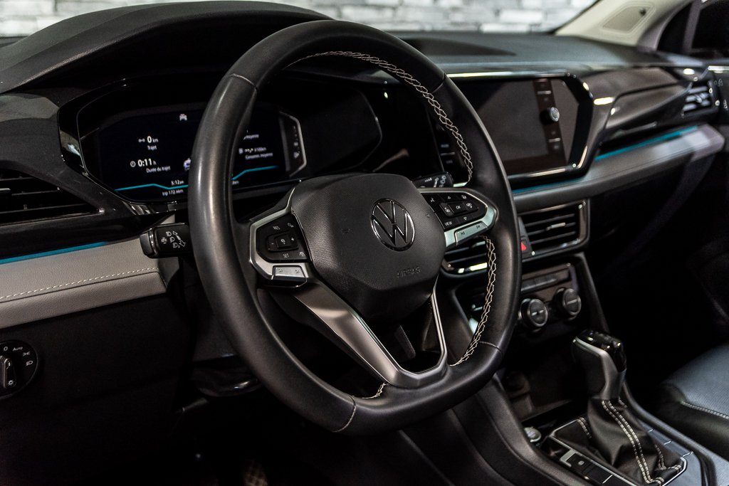 Volkswagen Taos HIGHLINE TOIT PANORAMIQUE CARPLAY NAVI CUIR MAGS 2023 à Montréal, Québec - 20 - w1024h768px