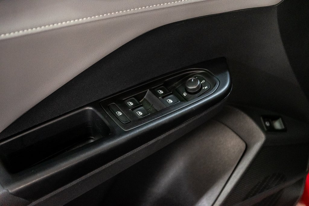 Volkswagen Taos HIGHLINE TOIT PANORAMIQUE CARPLAY NAVI CUIR MAGS 2023 à Montréal, Québec - 17 - w1024h768px