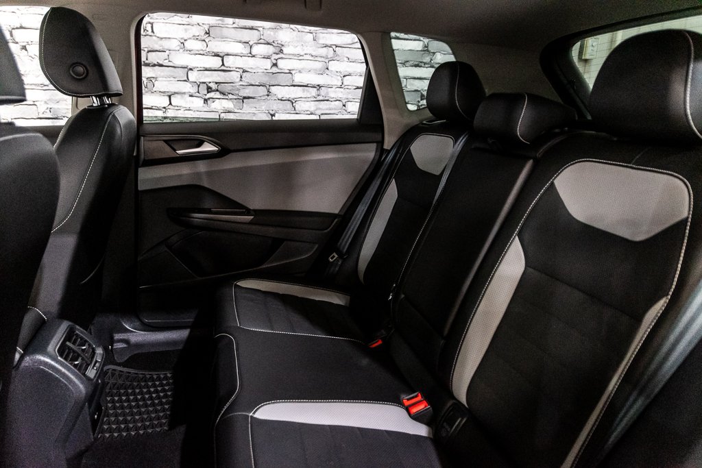 Volkswagen Taos HIGHLINE TOIT PANORAMIQUE CARPLAY NAVI CUIR MAGS 2023 à Montréal, Québec - 23 - w1024h768px