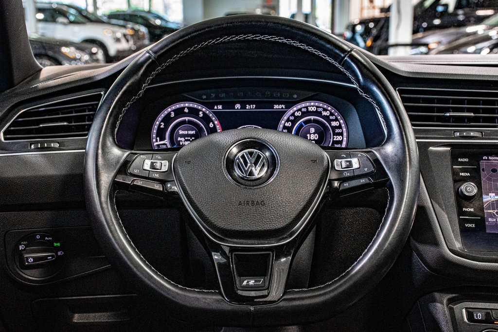 2018 Volkswagen Tiguan HIGHLINE R-LINE AWD TOIT OUVRANT NAVIGATION CUIR in Montréal, Quebec - 34 - w1024h768px