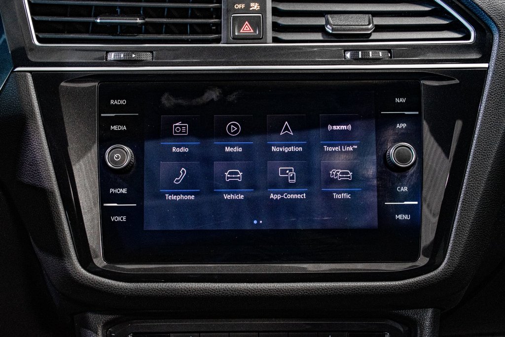 2018 Volkswagen Tiguan HIGHLINE R-LINE AWD TOIT OUVRANT NAVIGATION CUIR in Montréal, Quebec - 29 - w1024h768px