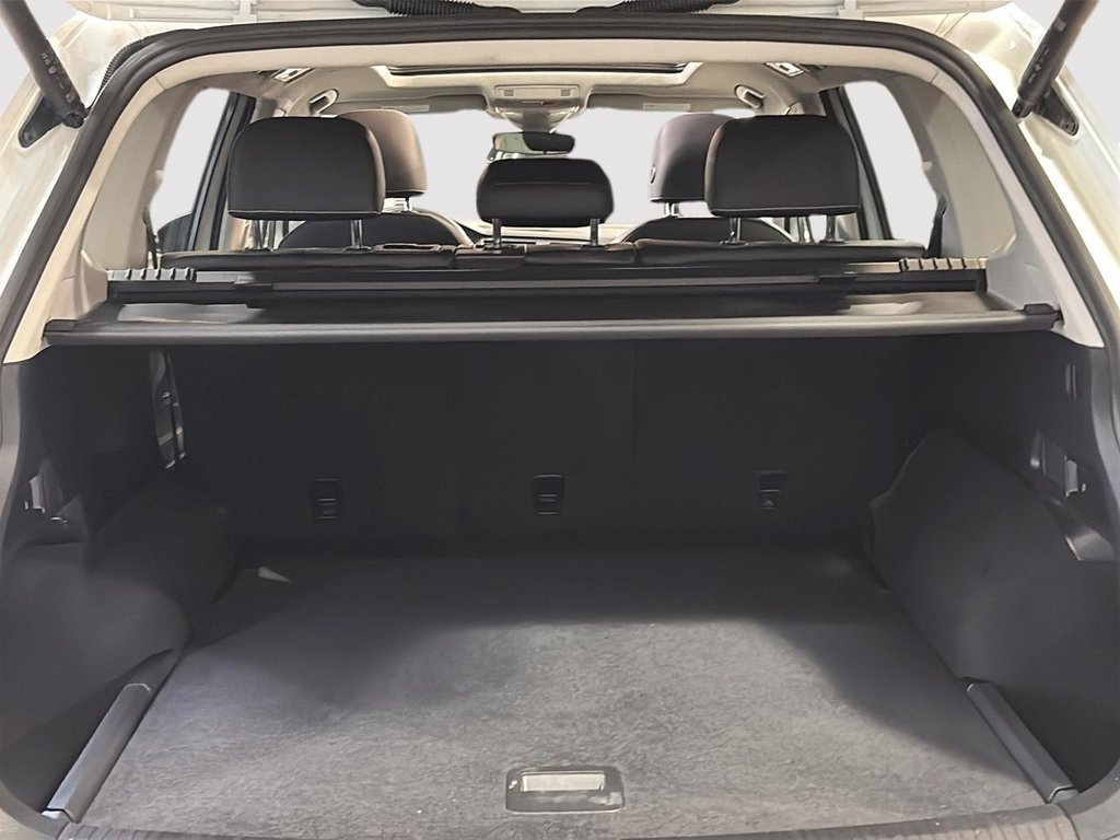 Volkswagen Tiguan Comfortline TOIT SIEGES CHAUFFANTS CAM GPS 2022 à Montréal, Québec - 8 - w1024h768px