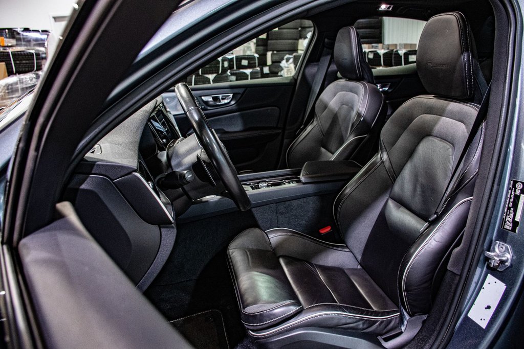 Volvo S60 R-DESIGN POLESTAR 316HP BOWER & WILKINS 2019 à Montréal, Québec - 7 - w1024h768px