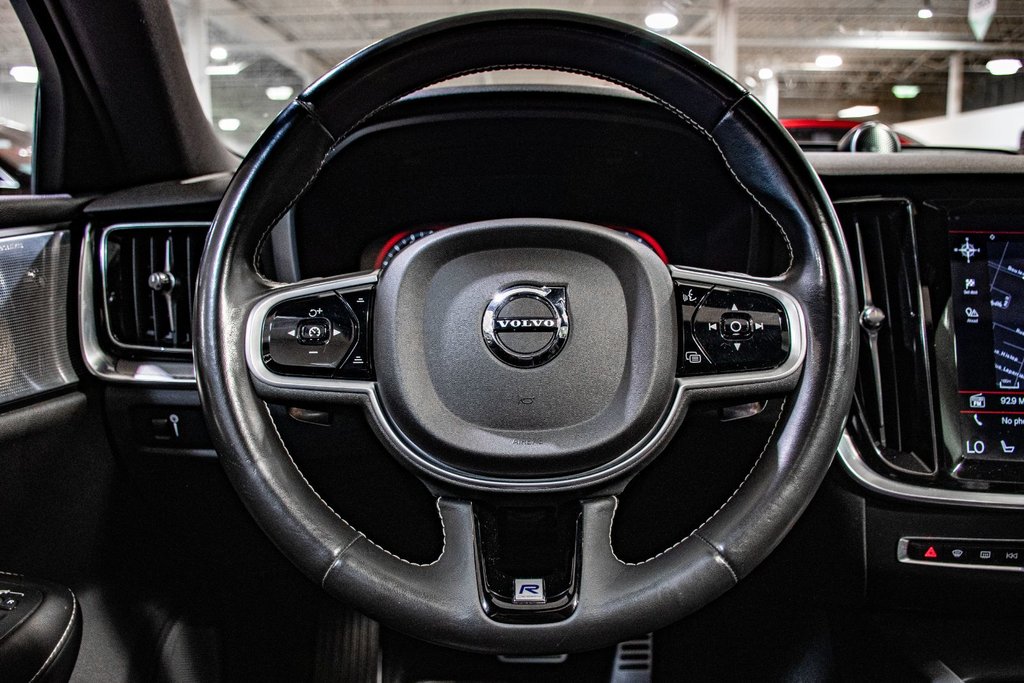 Volvo S60 R-DESIGN POLESTAR 316HP BOWER & WILKINS 2019 à Montréal, Québec - 33 - w1024h768px