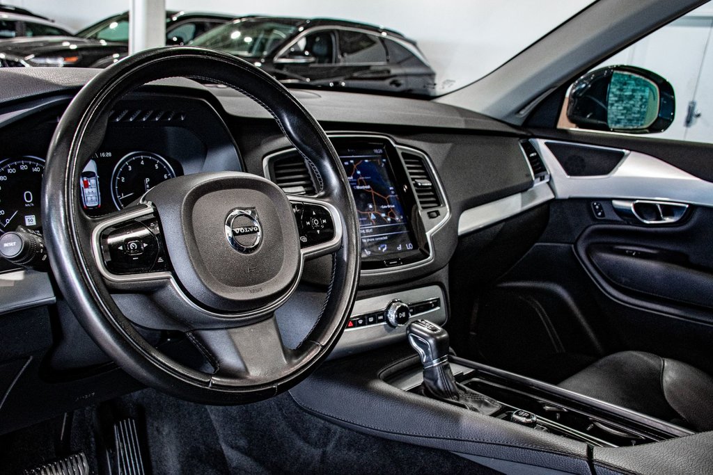2019 Volvo XC90 MOMENTUM 7 PASSAGERS CUIR TOIT PANO CAM NAV in Montréal, Quebec - 20 - w1024h768px