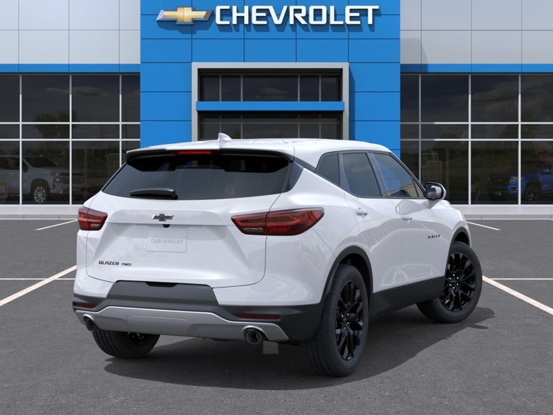 2026 Chevrolet Blazer in Sept-Îles, Quebec - 4 - w1024h768px