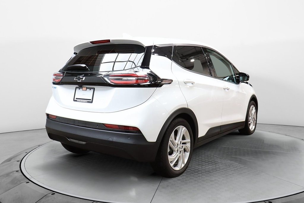 2023 Chevrolet Bolt EV in Sept-Îles, Quebec - 6 - w1024h768px