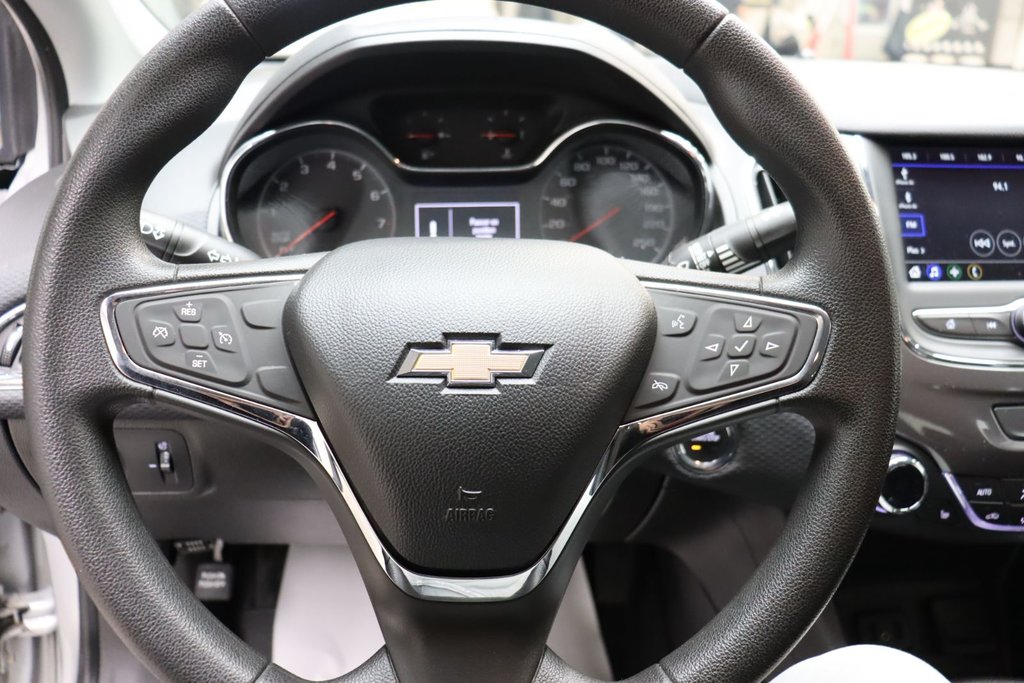 Chevrolet Cruze  2019 à Baie-Comeau, Québec - 12 - w1024h768px