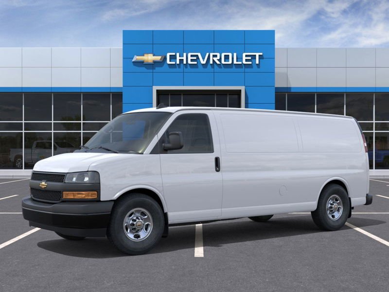 Chevrolet Express Cargo Van  2025 à Baie-Comeau, Québec - 2 - w1024h768px