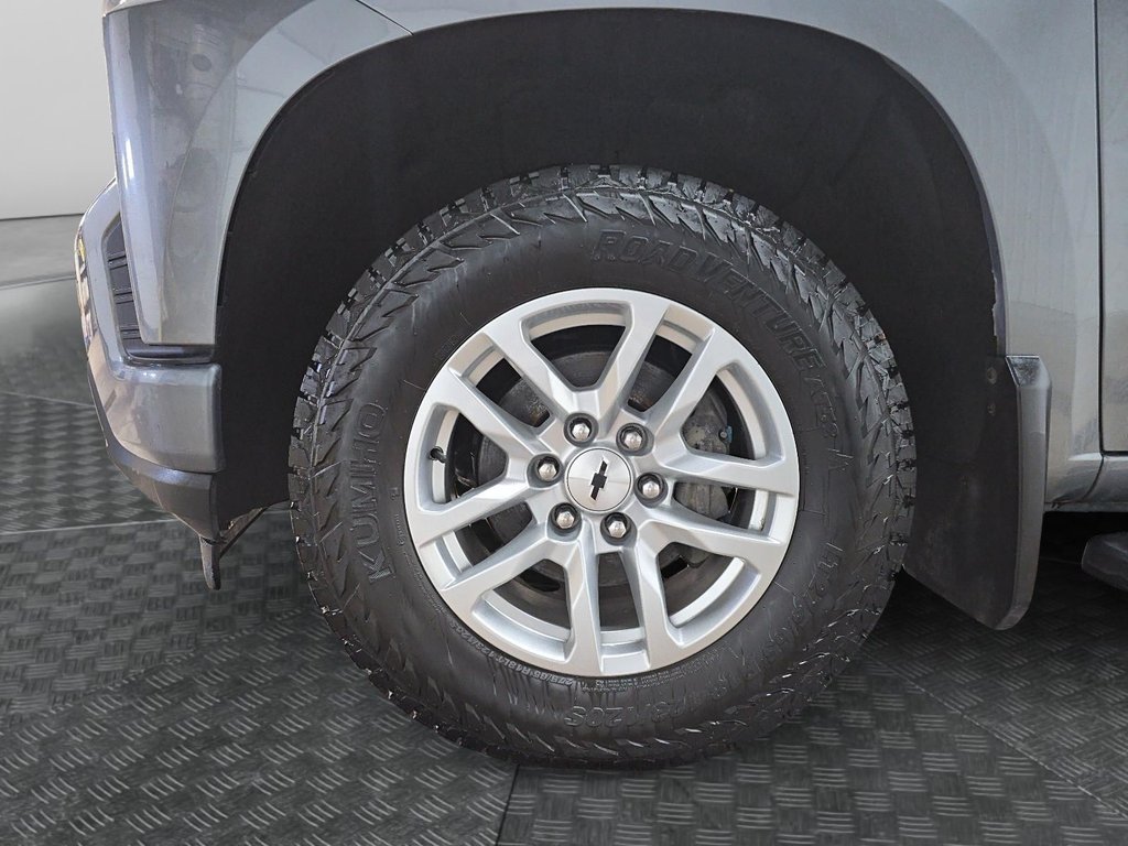 2019 Chevrolet Silverado 1500 in Baie-Comeau, Quebec - 20 - w1024h768px