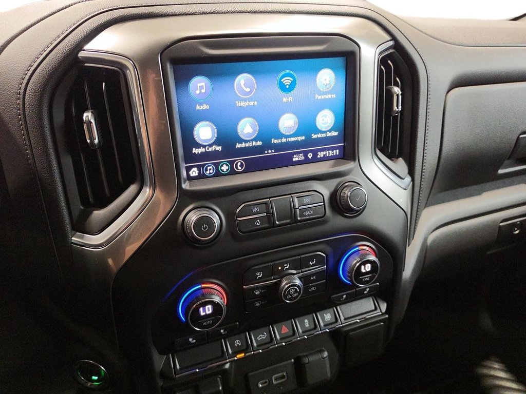 2020 Chevrolet Silverado 1500 LT in Jonquière, Quebec - 19 - w1024h768px