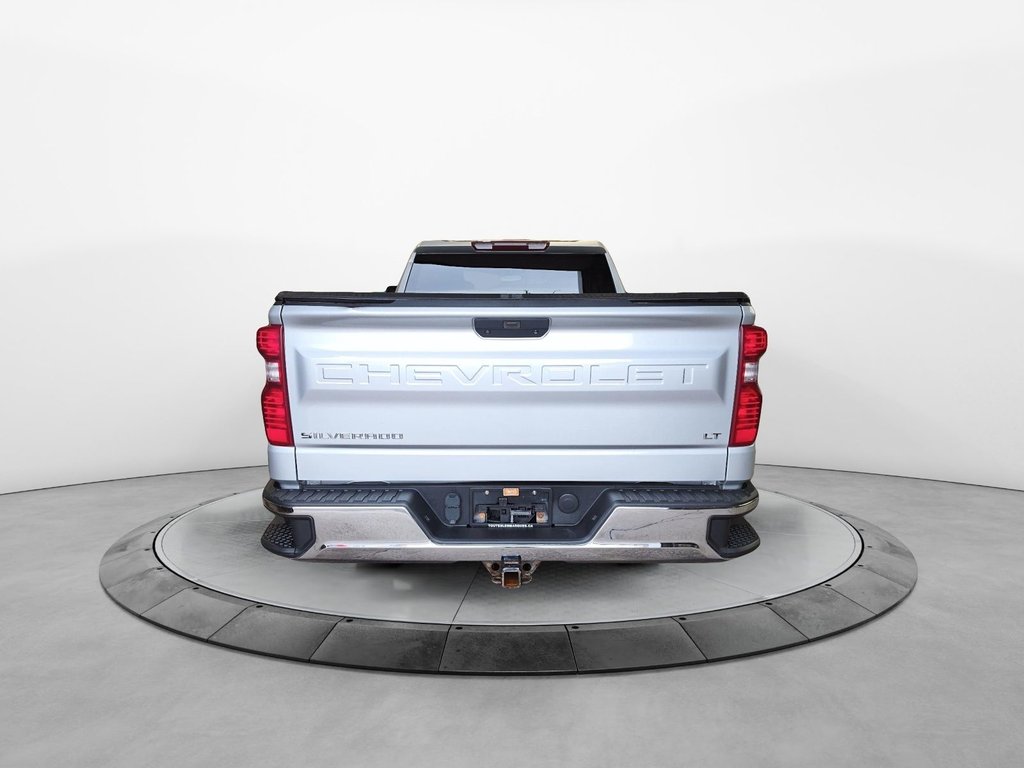 2020 Chevrolet Silverado 1500 LT in Jonquière, Quebec - 3 - w1024h768px