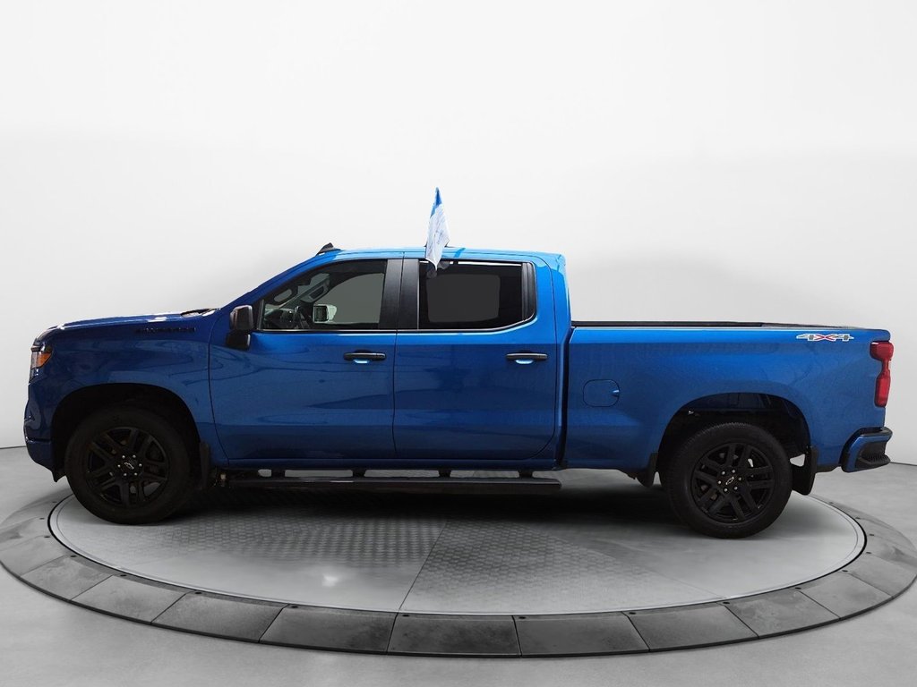 2023 Chevrolet Silverado 1500 Custom in Chicoutimi, Quebec - 5 - w1024h768px