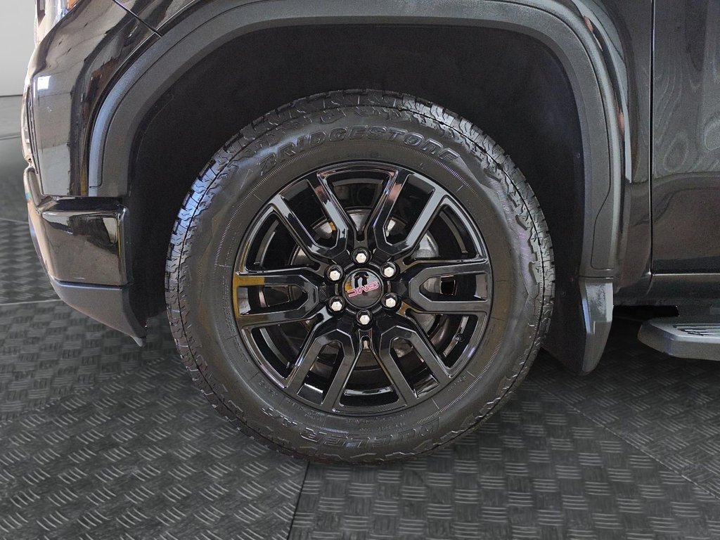 2023 GMC SIERRA 1500 Élévation in Chicoutimi, Quebec - 7 - w1024h768px