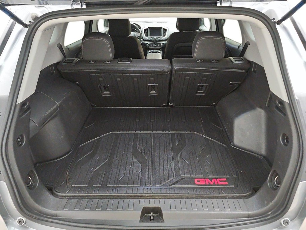 2023 GMC Terrain in Jonquière, Quebec - 6 - w1024h768px