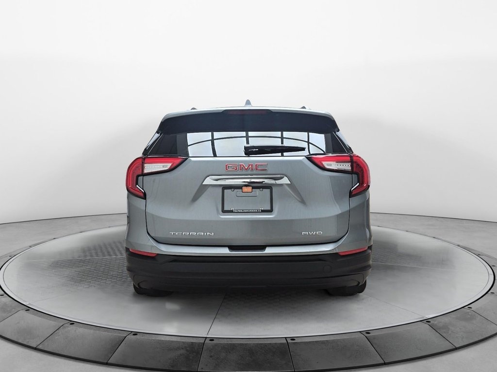 2023 GMC Terrain in Jonquière, Quebec - 3 - w1024h768px