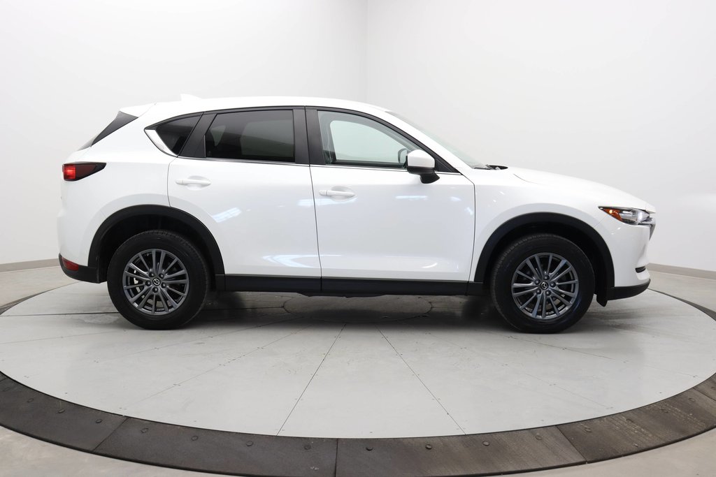 2017 Mazda CX-5 in Baie-Comeau, Quebec - 3 - w1024h768px