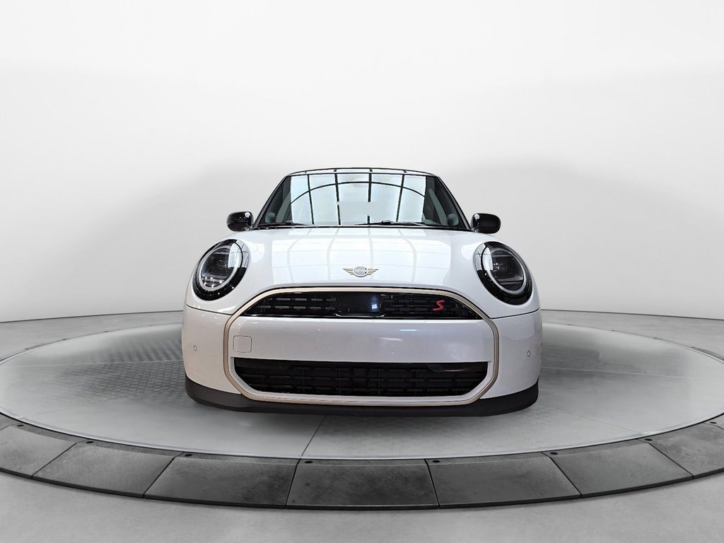 MINI 3 Door  2025 à Jonquière, Québec - 2 - w1024h768px