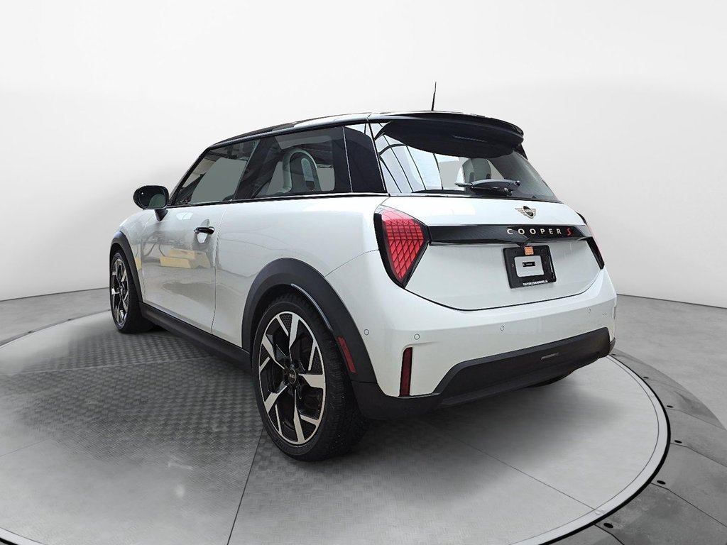 MINI 3 Door  2025 à Jonquière, Québec - 4 - w1024h768px