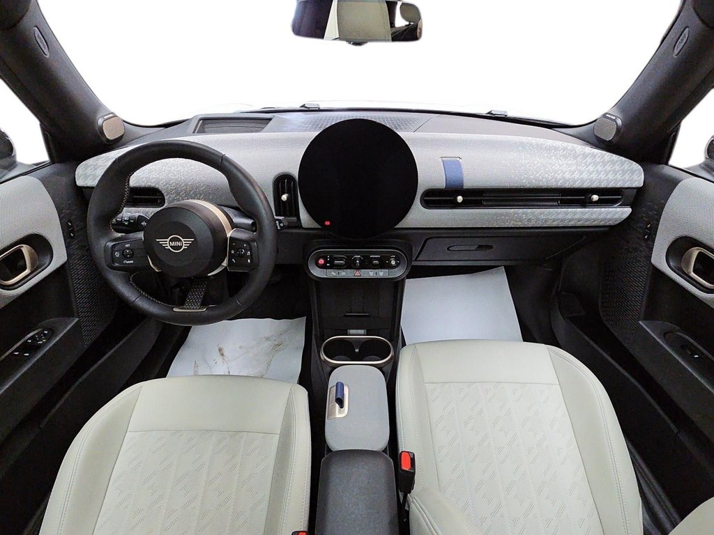 MINI 3 Door  2025 à Jonquière, Québec - 10 - w1024h768px