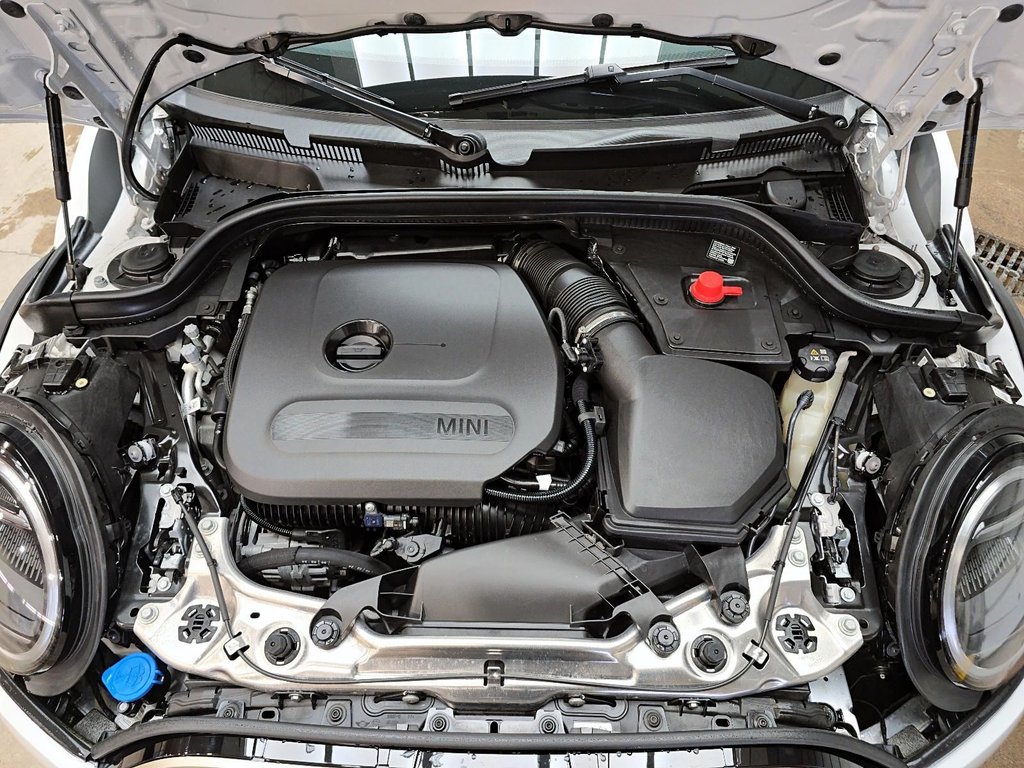 MINI 3 Door  2025 à Jonquière, Québec - 8 - w1024h768px