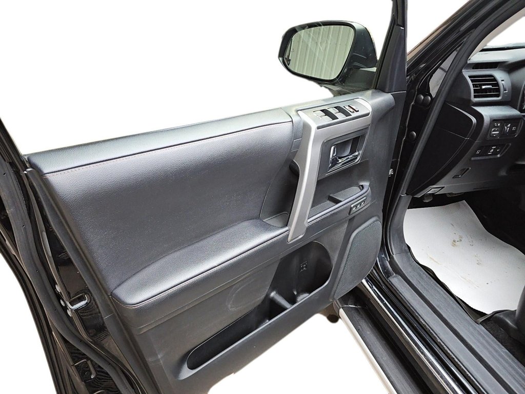 Toyota 4Runner  2023 à Chicoutimi, Québec - 12 - w1024h768px