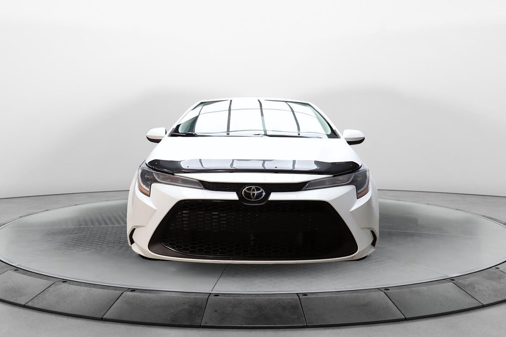 2020 Toyota Corolla in Sept-Îles, Quebec - 3 - w1024h768px