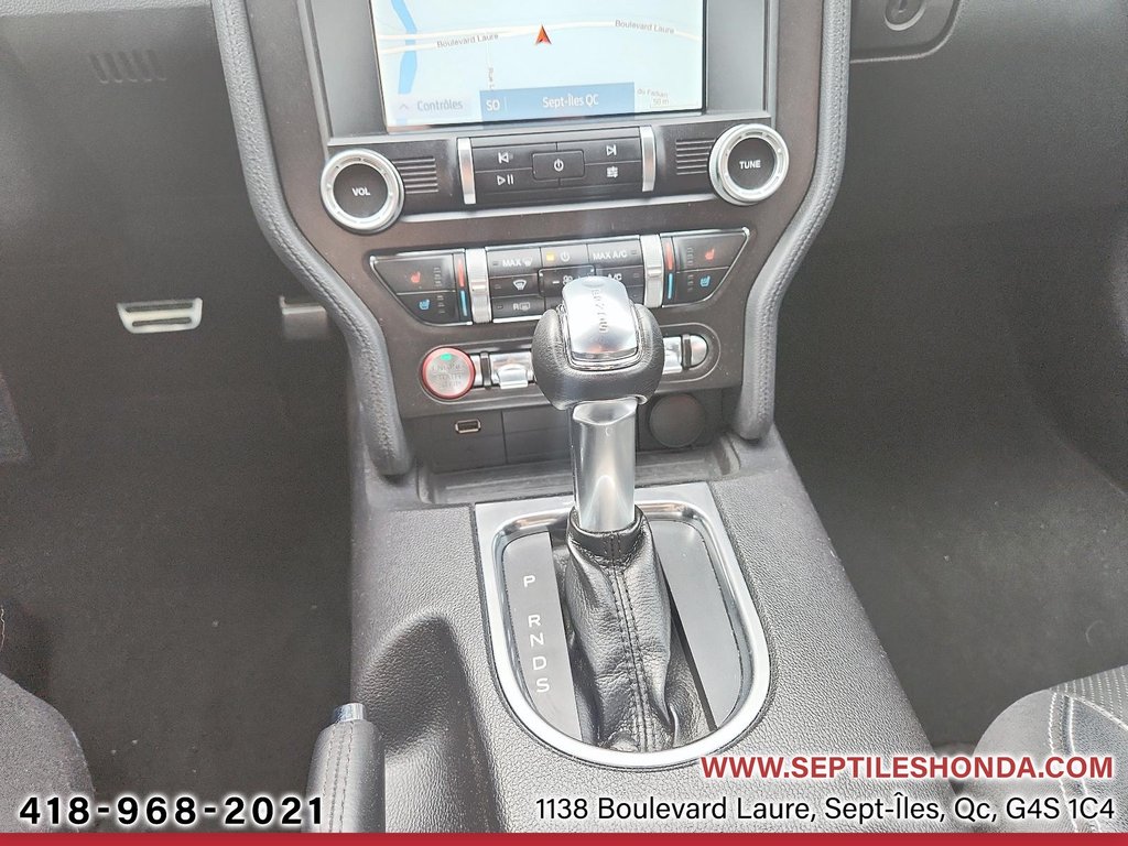 2019 Ford Mustang EcoBoost Premium in Sept-Iles, Quebec - 12 - w1024h768px