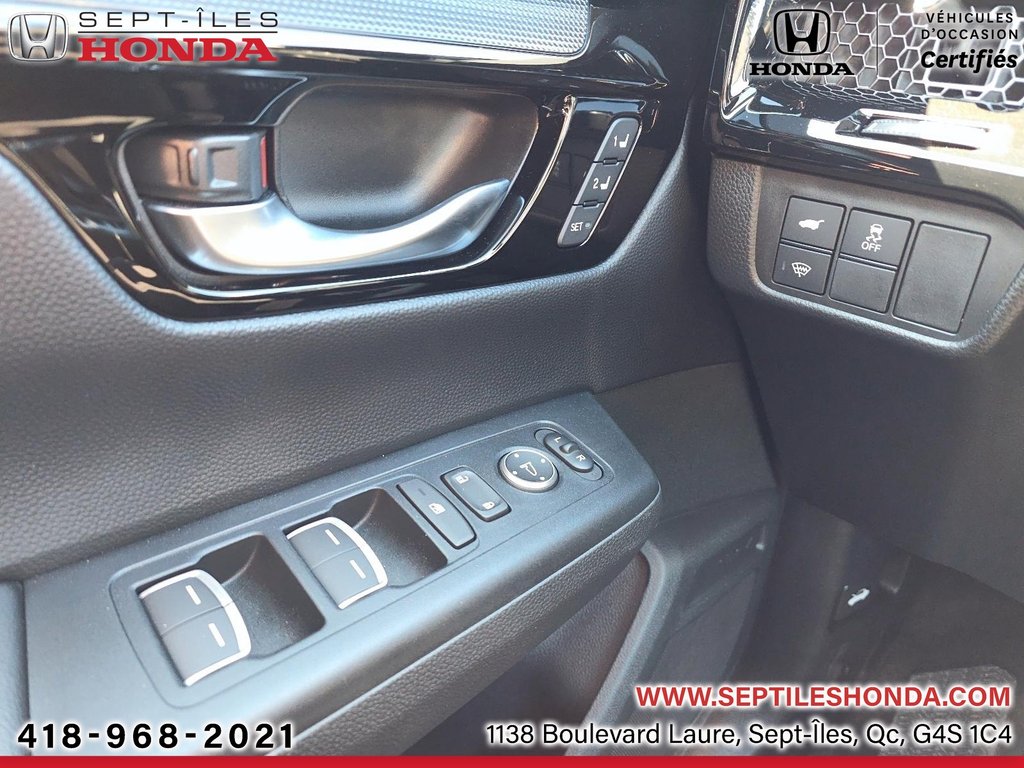 2024 Honda CR-V Hybrid Touring in Sept-Iles, Quebec - 11 - w1024h768px