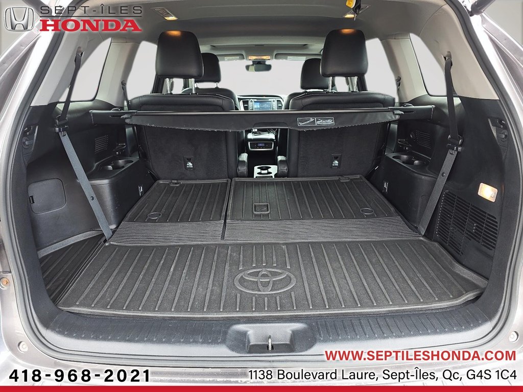2017 Toyota Highlander XLE in Sept-Iles, Quebec - 6 - w1024h768px