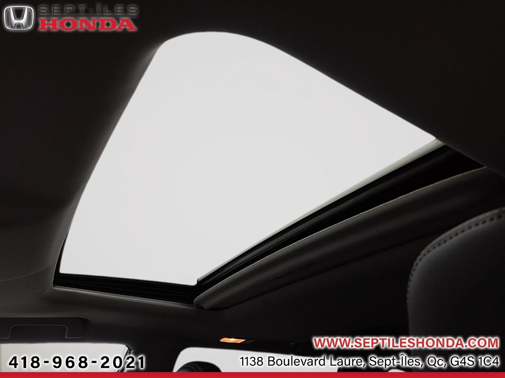 2017 Toyota Highlander XLE in Sept-Iles, Quebec - 16 - w1024h768px