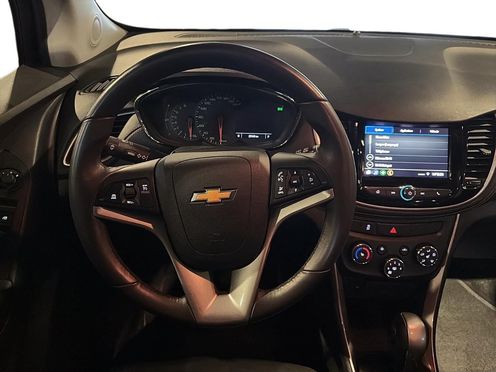 2021 Chevrolet Trax in Sept-Îles, Quebec - 14 - w1024h768px