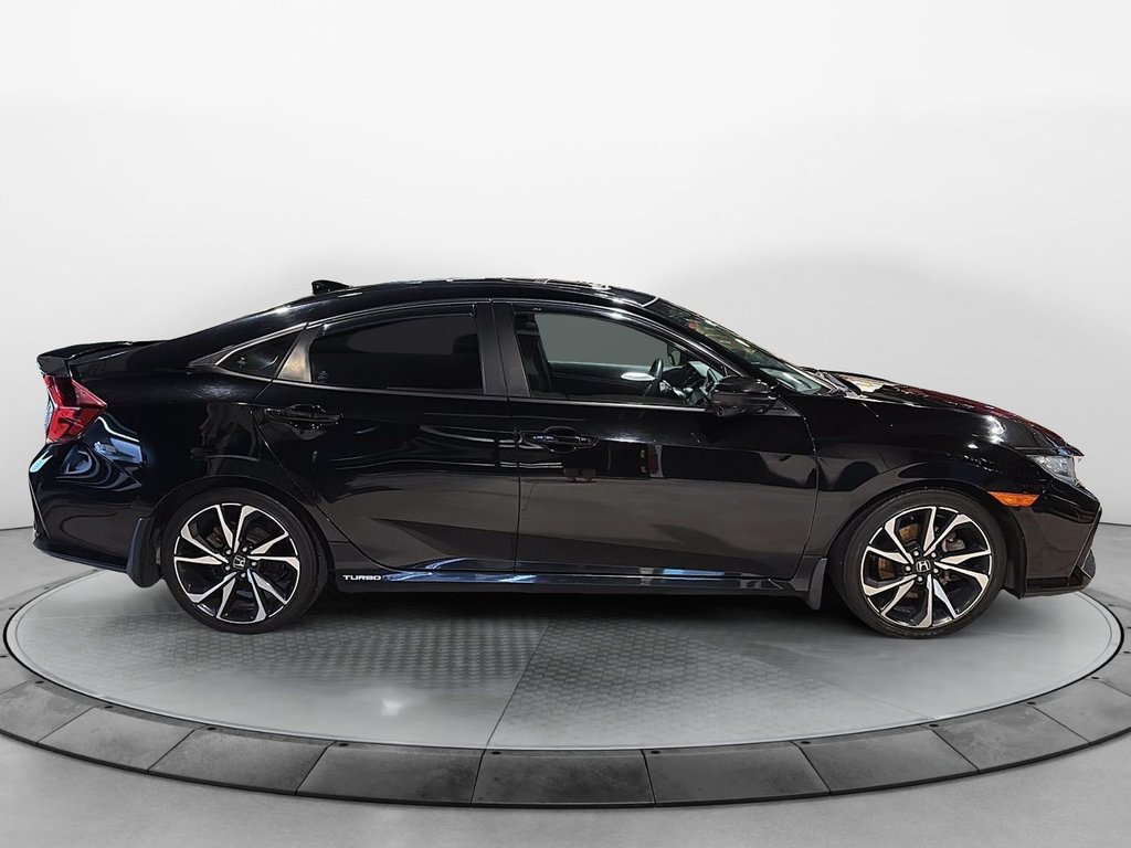 2017 Honda Civic Sedan in Baie-Comeau, Quebec - 7 - w1024h768px