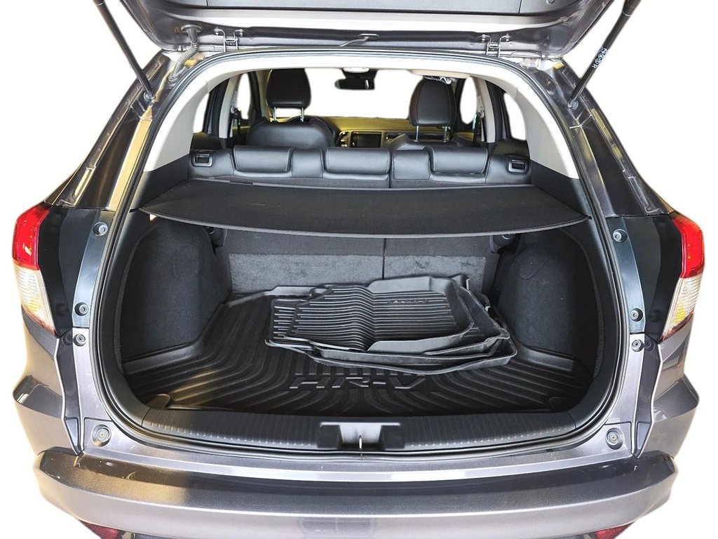 Honda HR-V Touring 2019 à Chicoutimi, Québec - 6 - w1024h768px