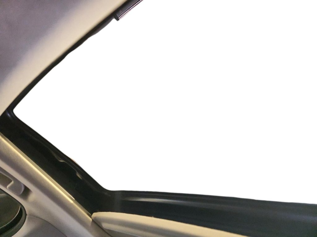 Honda HR-V Touring 2019 à Chicoutimi, Québec - 14 - w1024h768px