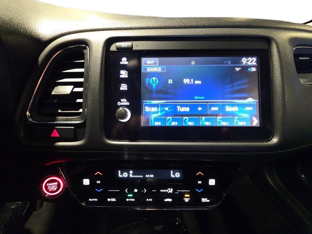 Honda HR-V Touring 2019 à Chicoutimi, Québec - 12 - w1024h768px