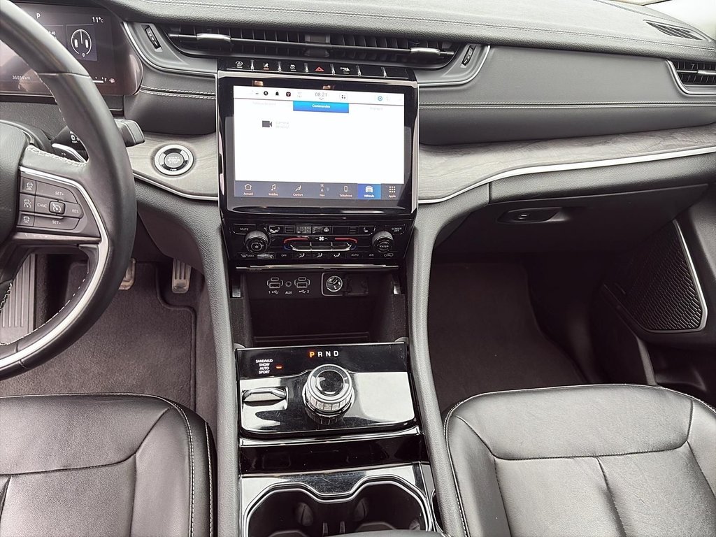 2022 Jeep Grand Cherokee in Jonquière, Quebec - 16 - w1024h768px