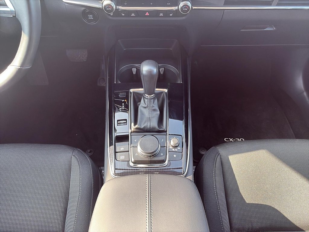 2023 Mazda CX-30 in Jonquière, Quebec - 15 - w1024h768px